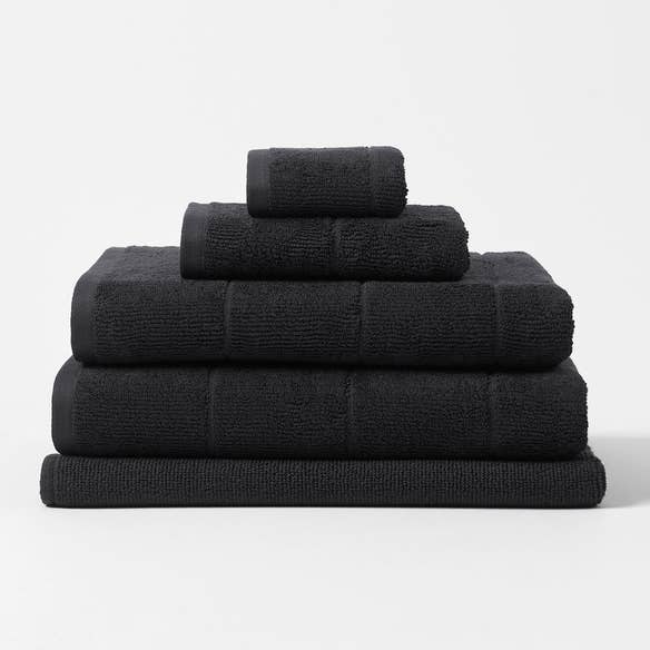 https://s3-ap-southeast-2.amazonaws.com/fusionfactory.commerceconnect.bbnt.production/pim_media/000/113/688/CH-Tasman-Towels-Black-214526-R.jpg?1617665604