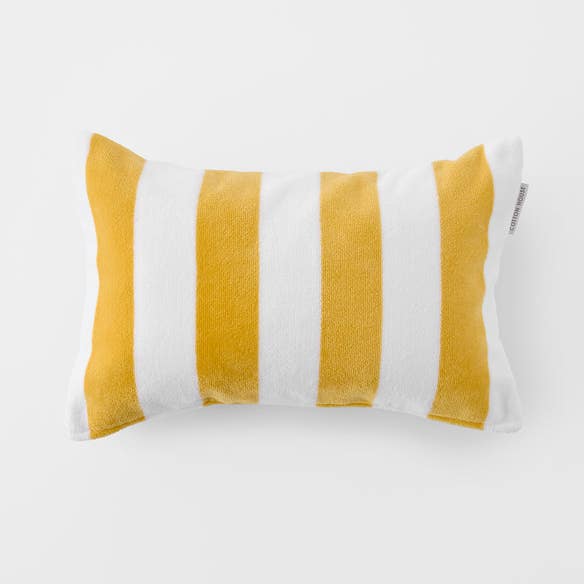 https://s3-ap-southeast-2.amazonaws.com/fusionfactory.commerceconnect.bbnt.production/pim_media/000/201/268/CH_S25-26_Cilla-Beach-Pillow_Yellow-Ivory_26505202_SI.jpg?1758073201