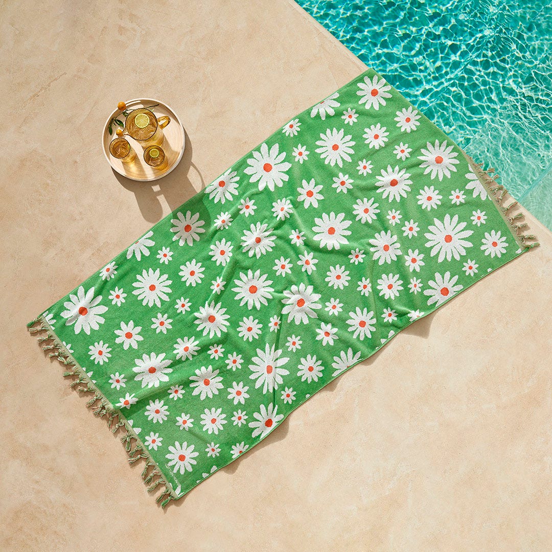 https://s3-ap-southeast-2.amazonaws.com/fusionfactory.commerceconnect.bbnt.production/pim_media/000/198/428/CH_S25-26_LS_Outdoor_Beach_Towels_Marguerite_Green_22860002_SI.jpg?1753756670