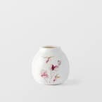https://s3-ap-southeast-2.amazonaws.com/fusionfactory.commerceconnect.bbnt.production/pim_media/000/191/269/M_F_Autumn-Leaf-Ceramic-Squat-Vase_White_26133601_SI.jpg?1742535303