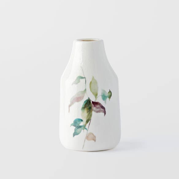 https://s3-ap-southeast-2.amazonaws.com/fusionfactory.commerceconnect.bbnt.production/pim_media/000/191/271/M_F_Autumn-Leaf-Ceramic-Vase-Lrg_White_26133801_SI.jpg?1742535349