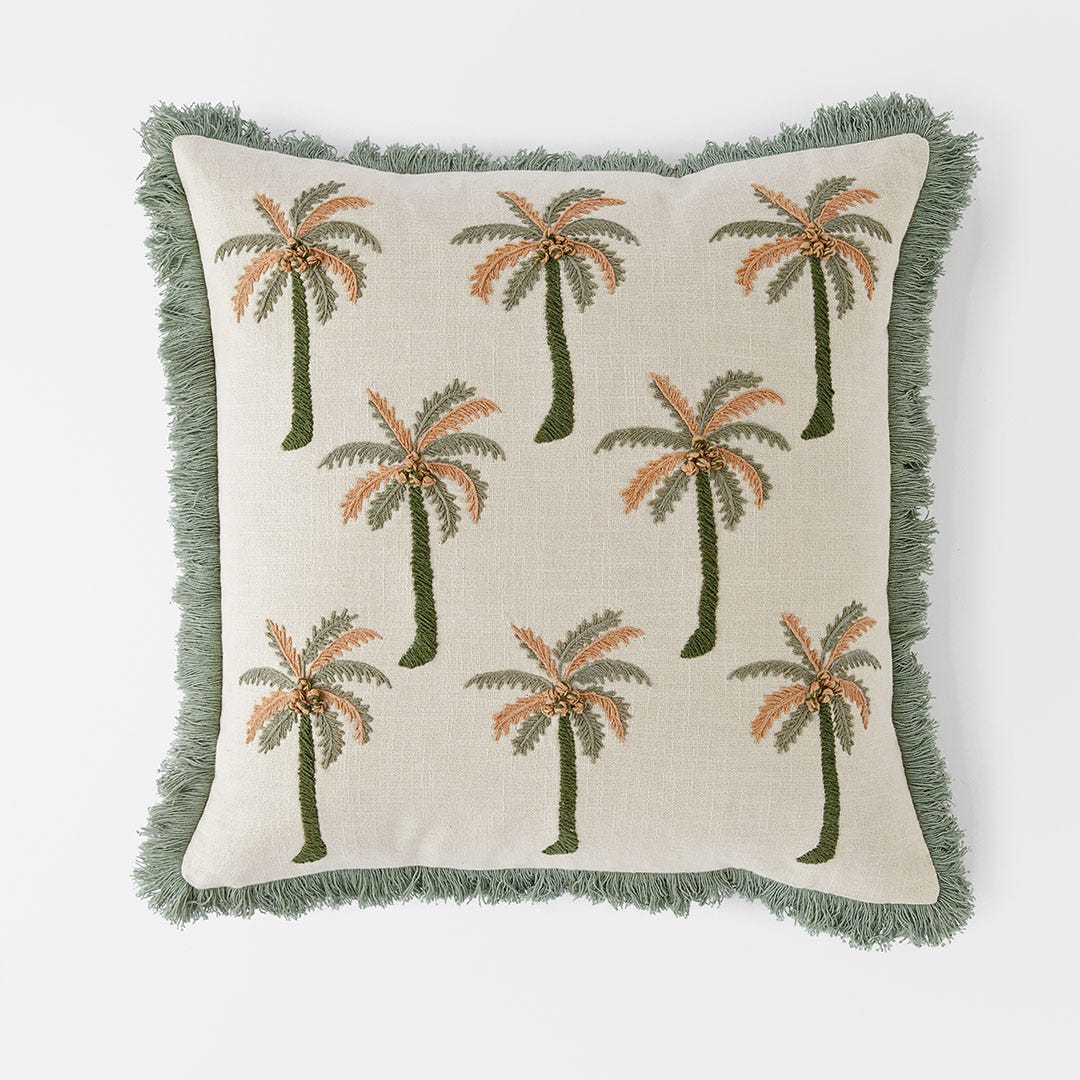 https://s3-ap-southeast-2.amazonaws.com/fusionfactory.commerceconnect.bbnt.production/pim_media/000/167/234/M_F_Bimbini-Fringe-Cushion_Natural-Green_25837701_SI.jpg?1723011796