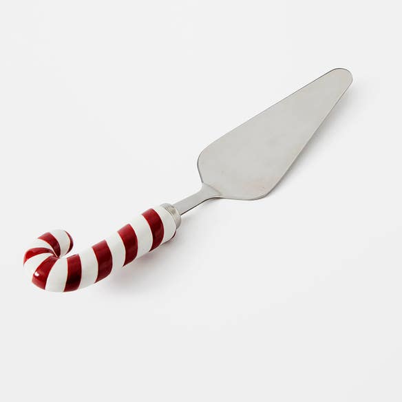 https://s3-ap-southeast-2.amazonaws.com/fusionfactory.commerceconnect.bbnt.production/pim_media/000/165/005/M_F_CG_Christmas-Candy-Cane-Cake-Serve_25780301_SI.jpg?1719547002