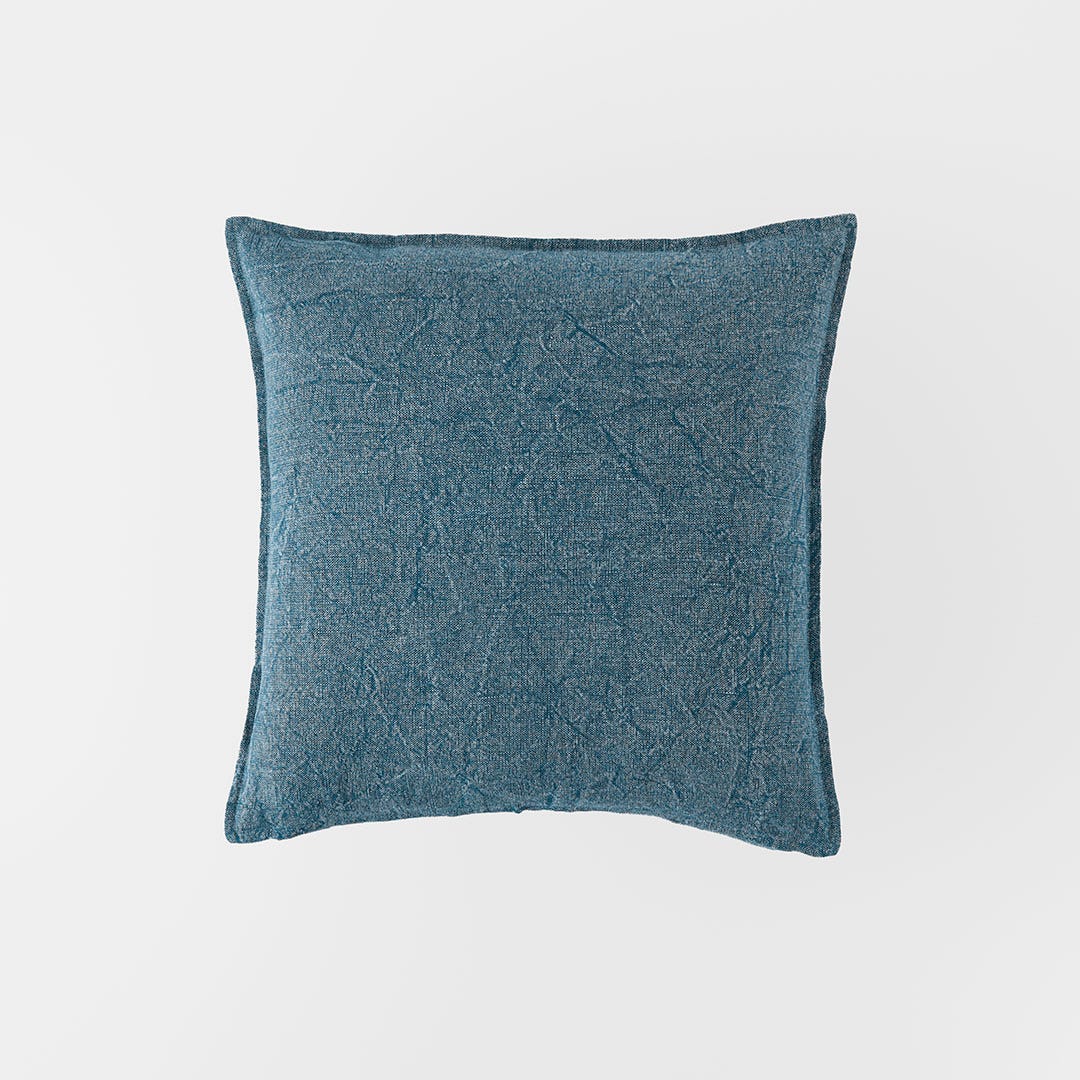 https://s3-ap-southeast-2.amazonaws.com/fusionfactory.commerceconnect.bbnt.production/pim_media/000/191/561/M_F_Cameron-Linen-Cushion_Midnight-Teal_26175203_SI.jpg?1742859809