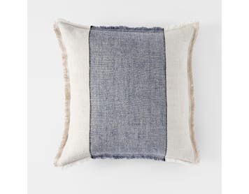 https://s3-ap-southeast-2.amazonaws.com/fusionfactory.commerceconnect.bbnt.production/pim_media/000/179/425/M_F_Everett_Colour_Block_Linen_Cushion_Washed_Navy_26141201_SI.jpg?1733377668