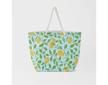 https://s3-ap-southeast-2.amazonaws.com/fusionfactory.commerceconnect.bbnt.production/pim_media/000/166/689/M_F_Limoncello-Tote-Bag-w-Rope-Hadles_Blue-Yellow_23410901_SI.jpg?1721886859