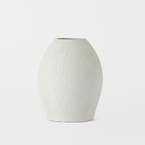 https://s3-ap-southeast-2.amazonaws.com/fusionfactory.commerceconnect.bbnt.production/pim_media/000/169/324/M_F_Linear-Leaf-Ceramic-Vase-Tall_White_25878601_SI.jpg?1725521744
