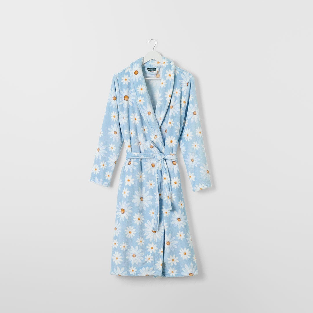 https://s3-ap-southeast-2.amazonaws.com/fusionfactory.commerceconnect.bbnt.production/pim_media/000/190/776/M_F_Marguerite-Printed-Plush-Robe_Marguerite_26125001_SI.jpg?1741729880