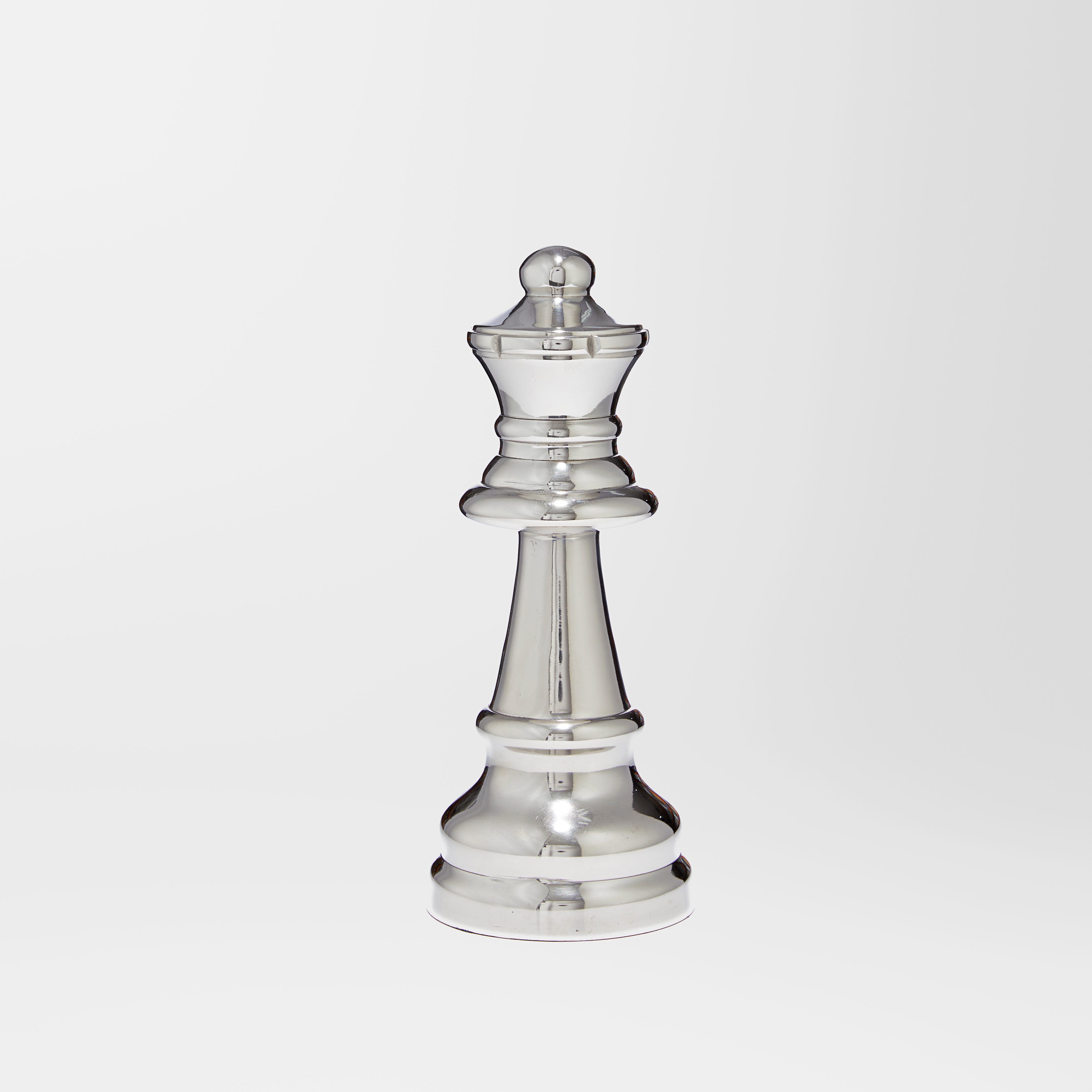 https://s3-ap-southeast-2.amazonaws.com/fusionfactory.commerceconnect.bbnt.production/pim_media/000/173/005/M_F_Queen-Chess-Piece-Metal_25875501.jpg?1729120445