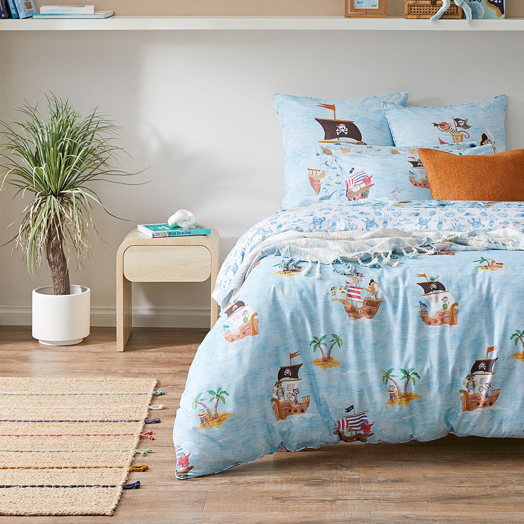 https://s3-ap-southeast-2.amazonaws.com/fusionfactory.commerceconnect.bbnt.production/pim_media/000/162/866/M_F_S24-25_Bedlinen_BOP_Ahoy_SQC_SI.jpg?1712704761
