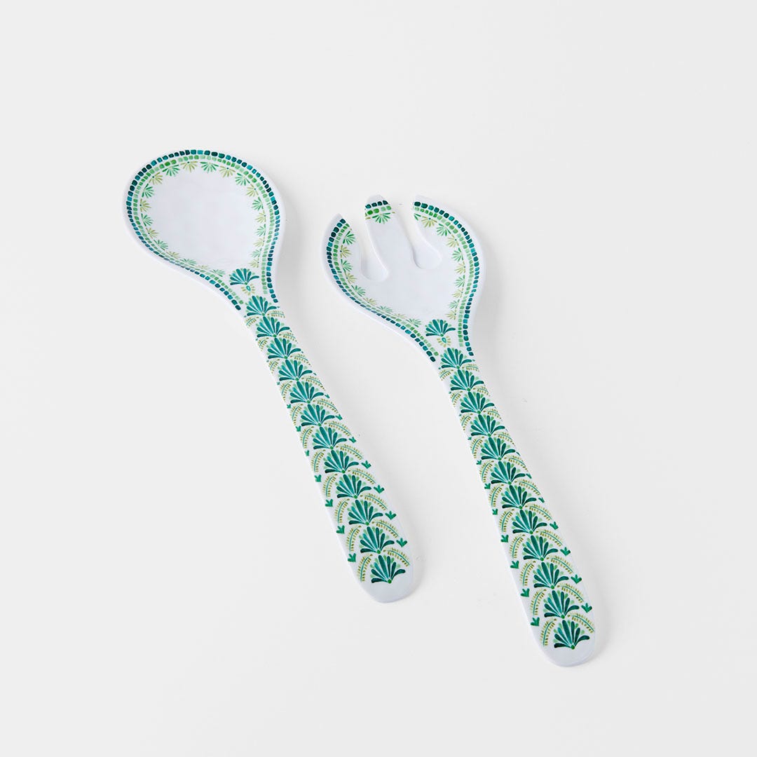 https://s3-ap-southeast-2.amazonaws.com/fusionfactory.commerceconnect.bbnt.production/pim_media/000/197/989/M_F_S25-26_Antigua-Melamine-Salad-Servers-S2_Green-Blue_26465301_SI.jpg?1753079382