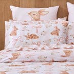 https://s3-ap-southeast-2.amazonaws.com/fusionfactory.commerceconnect.bbnt.production/pim_media/000/195/654/M_F_S25-26_Bedlinen_BOP_Bunny_Bows_QQC_Pillow_SI.jpg?1748311674