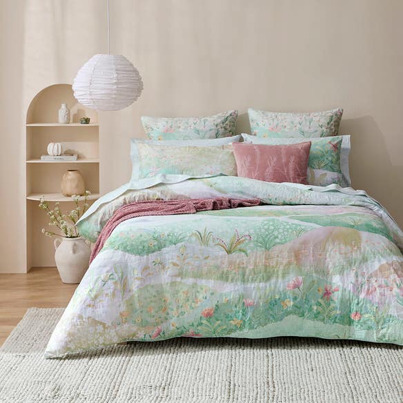 https://s3-ap-southeast-2.amazonaws.com/fusionfactory.commerceconnect.bbnt.production/pim_media/000/195/233/M_F_S25-26_Bedlinen_BOP_Natalie_QQC_SI.jpg?1747716668
