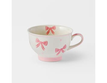 https://s3-ap-southeast-2.amazonaws.com/fusionfactory.commerceconnect.bbnt.production/pim_media/000/198/068/M_F_S25-26_Bows-Pedestal-Tea-Cup_Pink_26519801_SI.jpg?1753158850