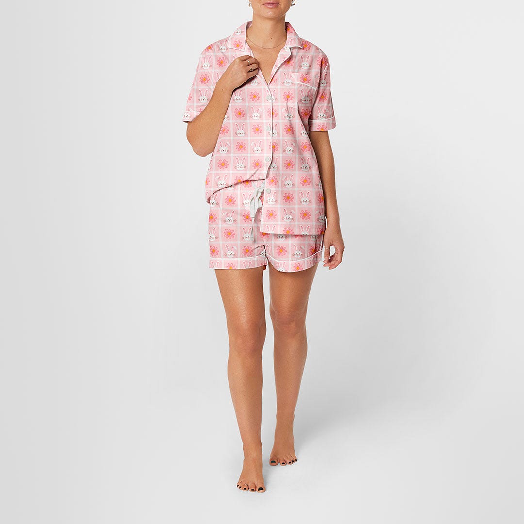 https://s3-ap-southeast-2.amazonaws.com/fusionfactory.commerceconnect.bbnt.production/pim_media/000/198/673/M_F_S25_Cotton_Pyjamas_Adult_Short-PJ-Set_Front_COTTON-TAIL_SI.jpg?1754289099