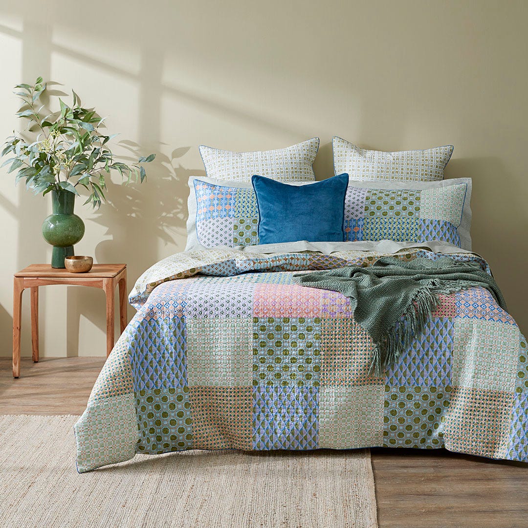 https://s3-ap-southeast-2.amazonaws.com/fusionfactory.commerceconnect.bbnt.production/pim_media/000/155/325/M_F_W24_Bedlinen_BOP_Lana_QQC_SI.jpg?1698635631