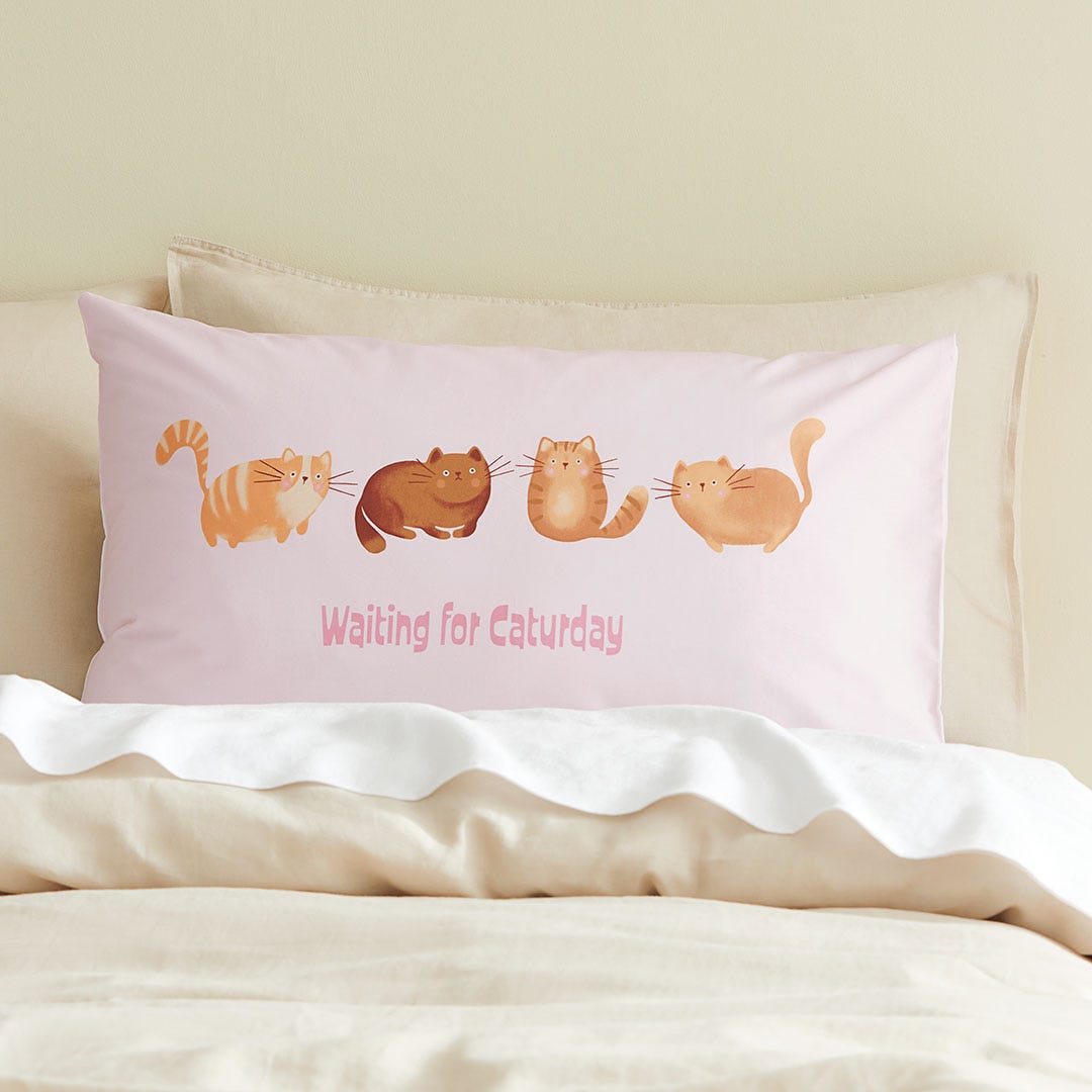 https://s3-ap-southeast-2.amazonaws.com/fusionfactory.commerceconnect.bbnt.production/pim_media/000/160/850/M_F_W24_Novelty_Pillow_Cases_BOP_Caturday_SI.jpg?1708645230