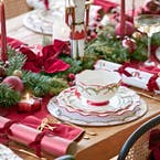 https://s3-ap-southeast-2.amazonaws.com/fusionfactory.commerceconnect.bbnt.production/pim_media/000/198/256/M_F_Xmas_S25_LS_Location_Dining_Merry_festive_Garland_Detail_Bon_Bon_SI.jpg?1753253203