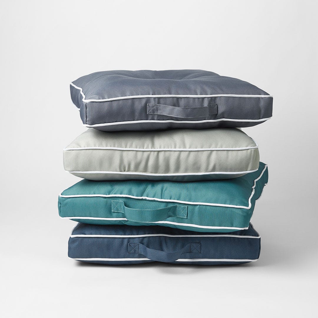 G_Panama CH_Cushions_Graphite/ White